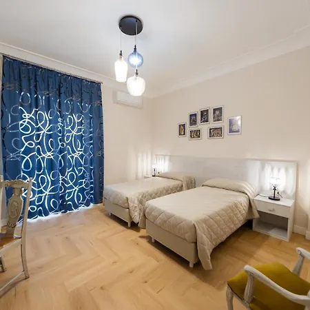 Aep House דירה