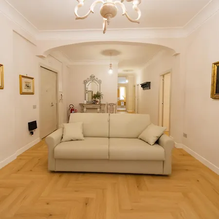 Aep House פומפיי